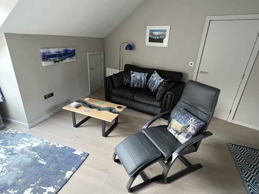 Apartment River Vista Retreat - Luxury Duplex - Views - Parking - Cycle Storage - Access Option *