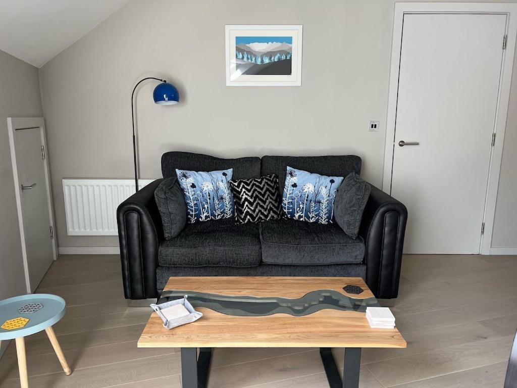 River Vista Retreat - Luxury Duplex - Views - Parking - Cycle Storage - Access Option