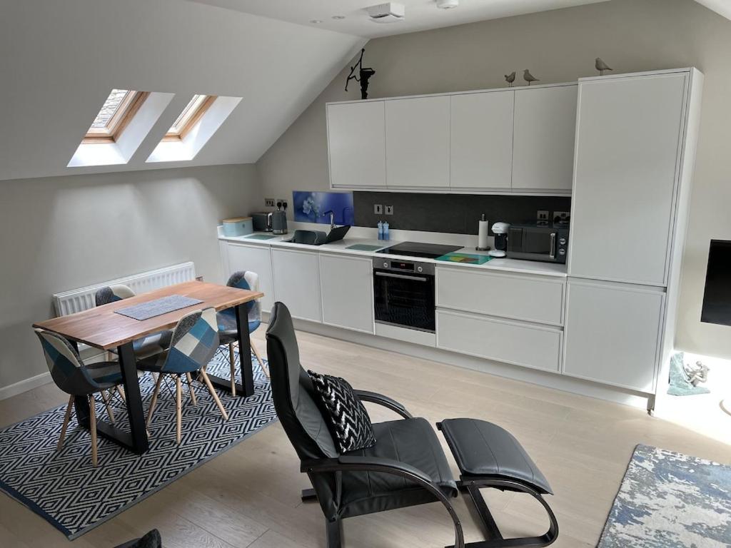 River Vista Retreat - Luxury Duplex - Views - Parking - Cycle Storage - Access Option * Backbarrow