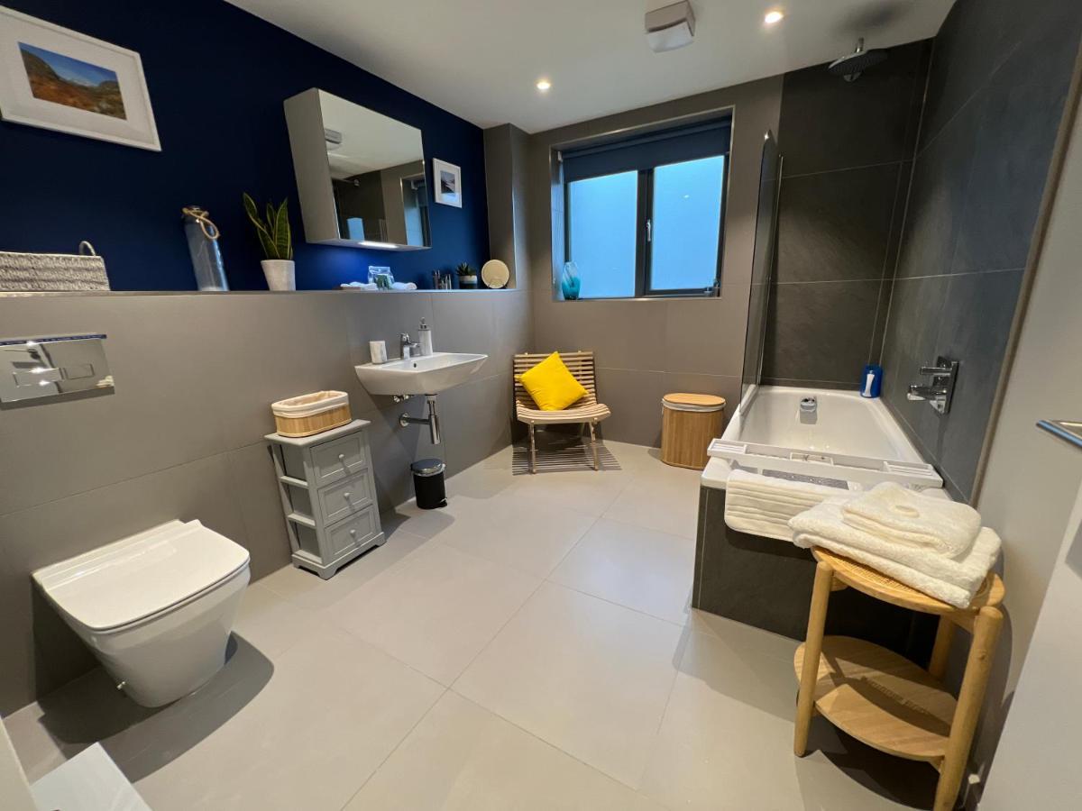 Apartment River Vista Retreat - Luxury Duplex - Views - Parking - Cycle Storage - Access Option