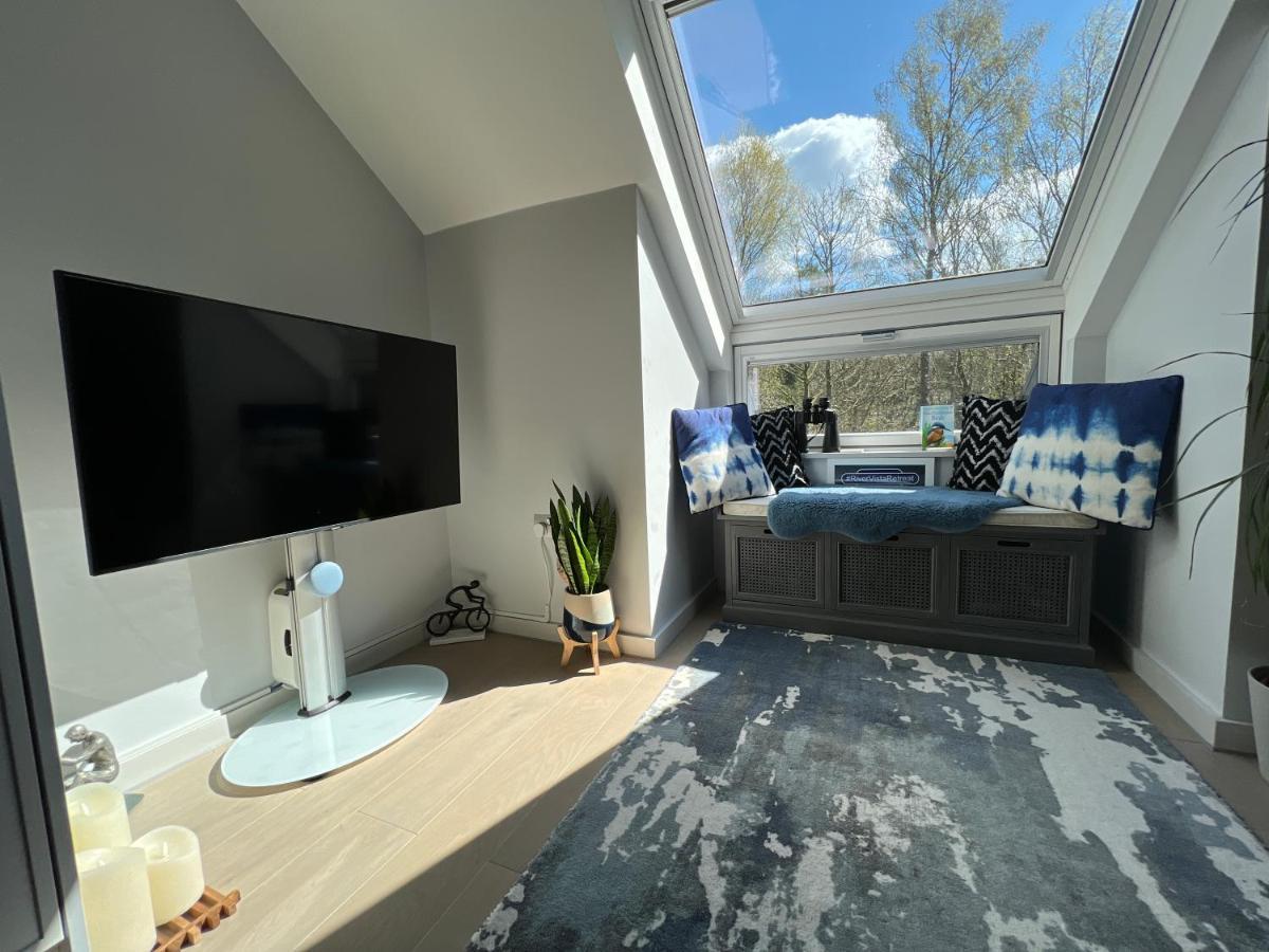 River Vista Retreat - Luxury Duplex - Views - Parking - Cycle Storage - Access Option